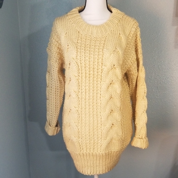 UNIF Chunky Knit Oversized Sweater - Picture 6 of 8